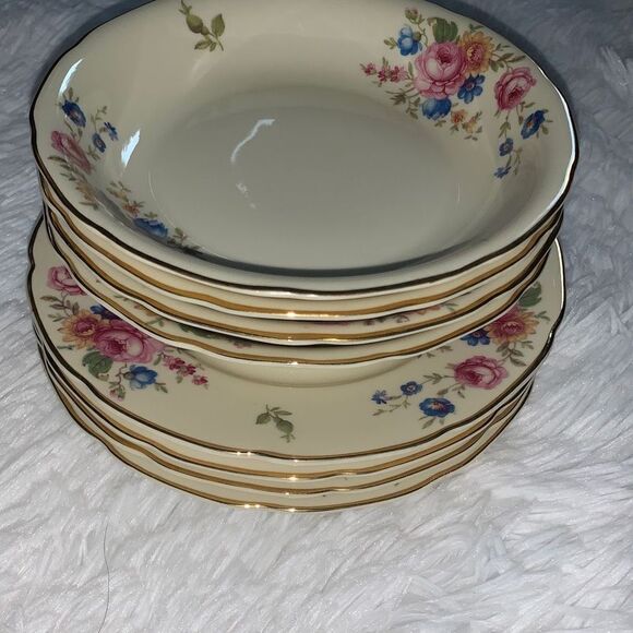 Vintage 1930’s Selb Bavaria Heinrich & Co Set of 4 Bowls and Plates - Picture 15 of 16